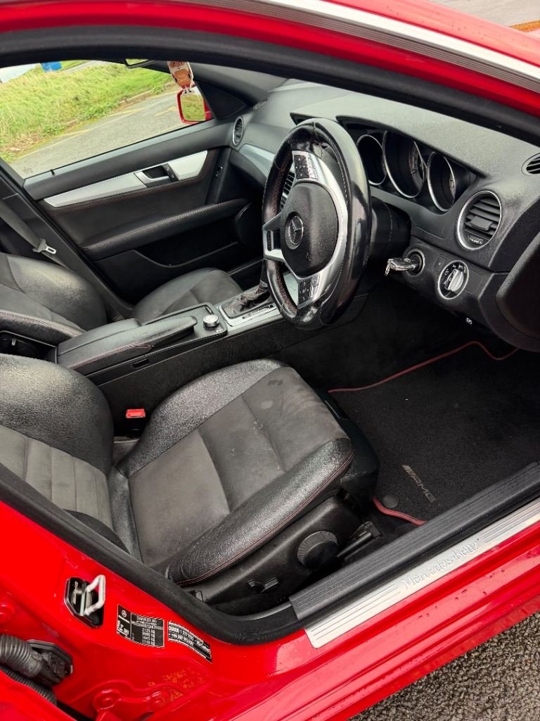 Mercedes-Benz, C CLASS, Saloon, 2013, Semi-Auto, 2143 (cc), 4 doors