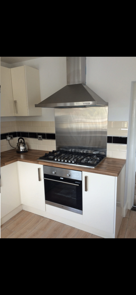 5 Bed House to Rent Swansea - Large Double Rooms ready for 26-27 Academic Year 