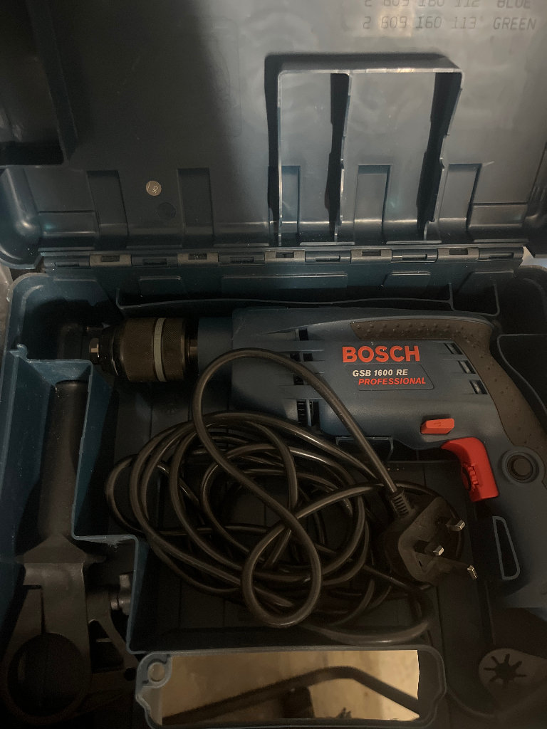 Bosch GSB1600RE in the box as new condition 