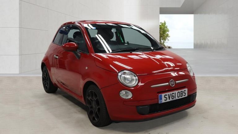 2011 Fiat 500 2011 0.9 TwinAir Plus 3dr RED FULL LEATHER SERVICE HISTORY £20 ROAD TAX HATCHBACK P...