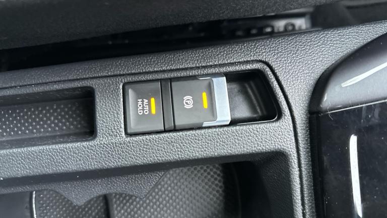 2021 Volkswagen T-Roc 1.5 TSI EVO SEL 5dr DSG Petrol Hatchback Hatchback Petrol Automatic