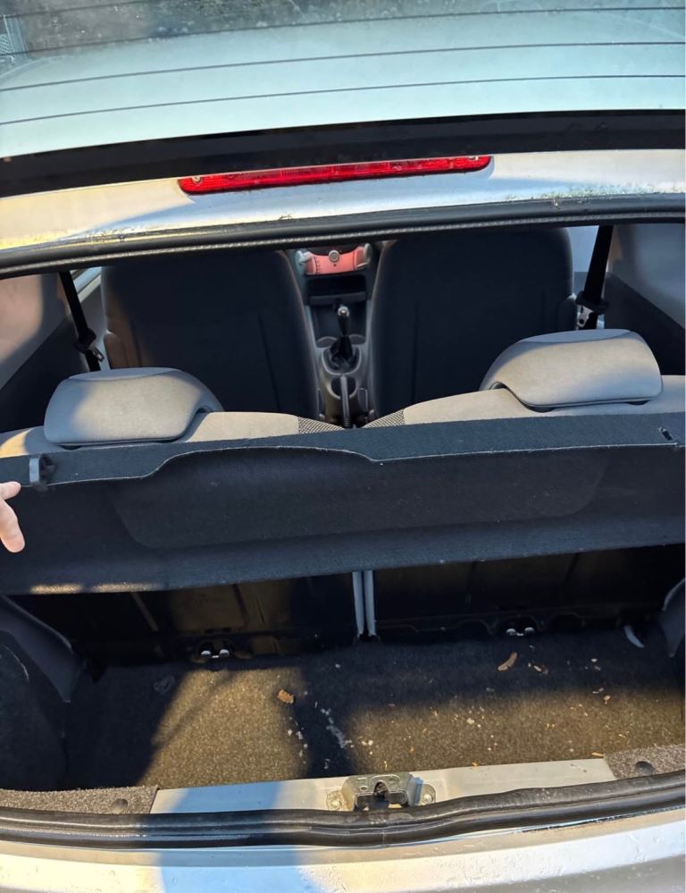 Peugeot 107 1.0 Petrol – 2007 – Silver – Manual – Long MOT