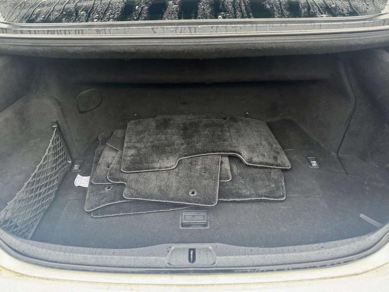 2022 Lexus LS 5.0 600h V8 Premier Saloon 4dr Petrol Hybrid CVT 4WD Euro 5 (s/s) (445 ps) Saloon H...