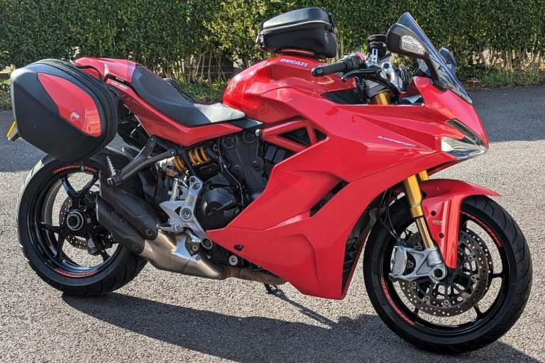 image for 2017 Ducati Supersport S. Red. Panniers, heated grips, alarm, full service hist.