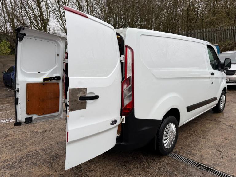 2018 Ford Transit Custom 2.0 TDCi 105ps Low Roof Van PANEL VAN DIESEL Manual