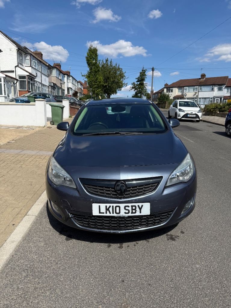 Vauxhall, ASTRA, Hatchback, 2010, Automatic, 1598 (cc), 5 doors