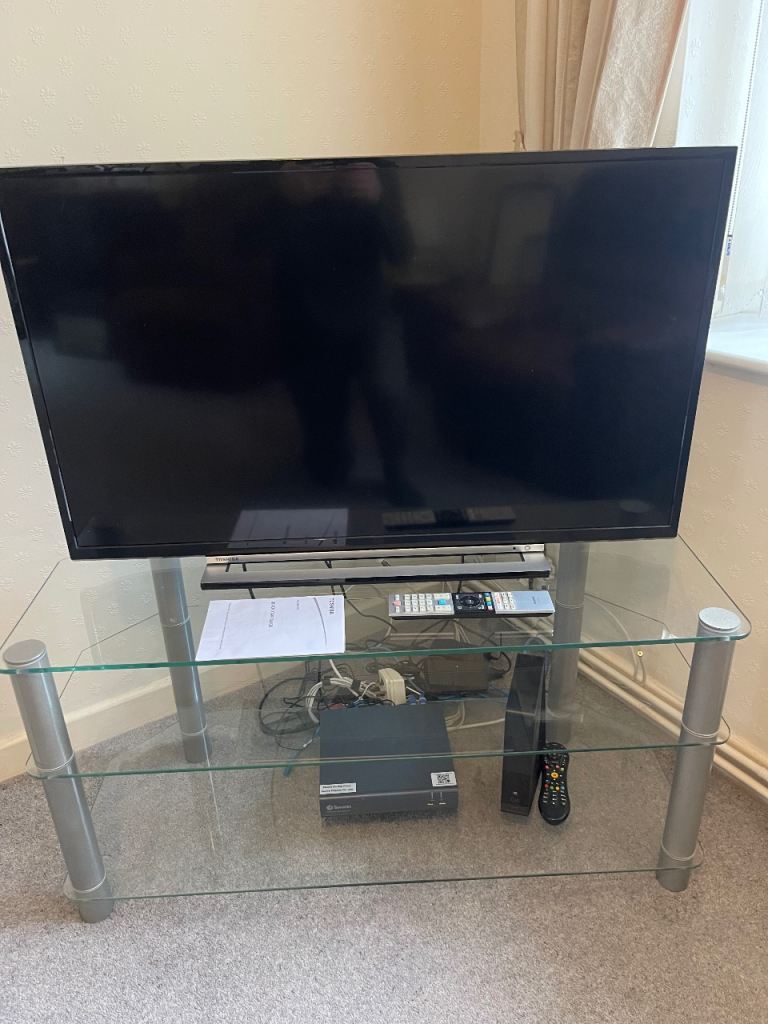 40 inch Toshiba TV