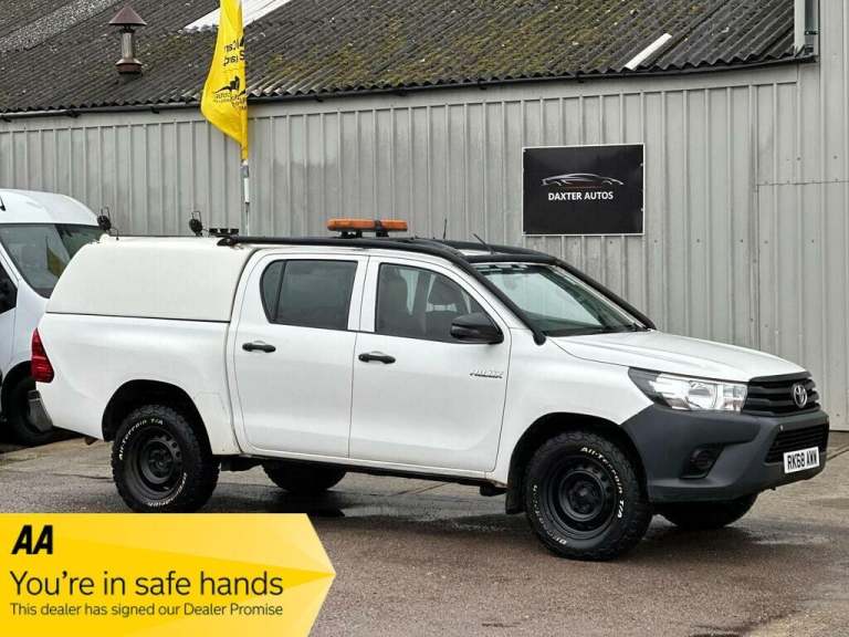  Toyota Hilux 2.4 D-4D Active 4WD Euro 6 4dr (3.5t) Diesel Manual