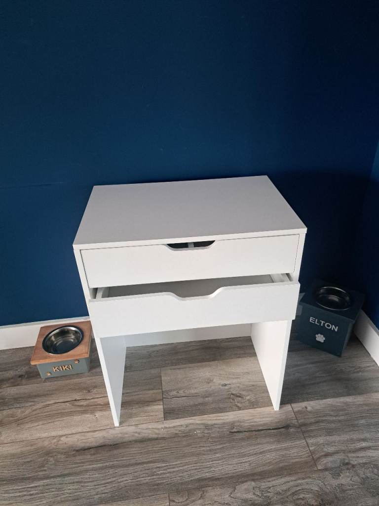 White Dressing Table