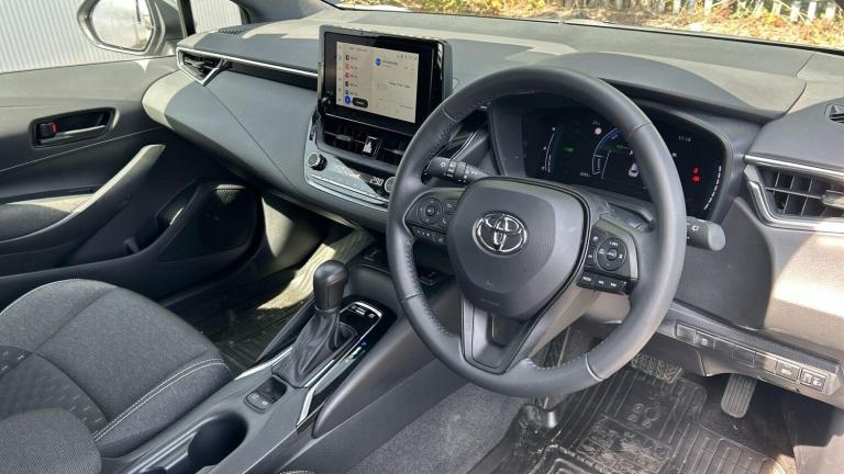  Toyota Corolla 1.8 VVT-h Car Derived Van 5dr Petrol Hybrid CVT Euro 6 (s/s) (140 ps) Petrol/Elec...