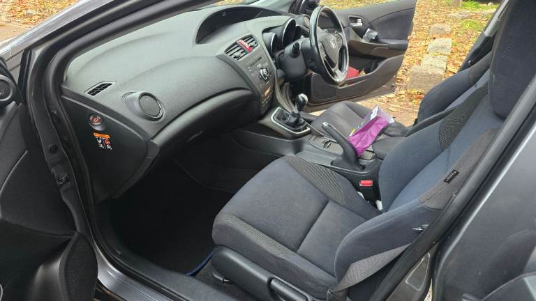 Honda, civic. 1 year MOT. Honda main dealer History . 