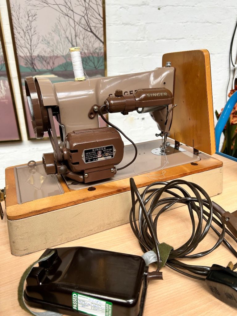 Vintage Singer Sewing Machine £80