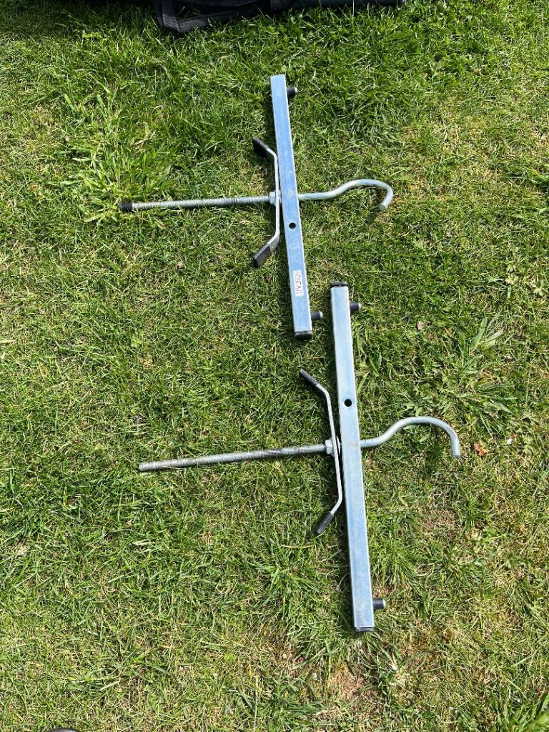 Ladder brackets
