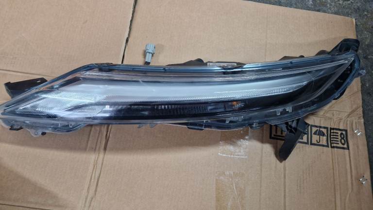 Nissan Juke passanger Daytime running light complete from brand new vehicle 