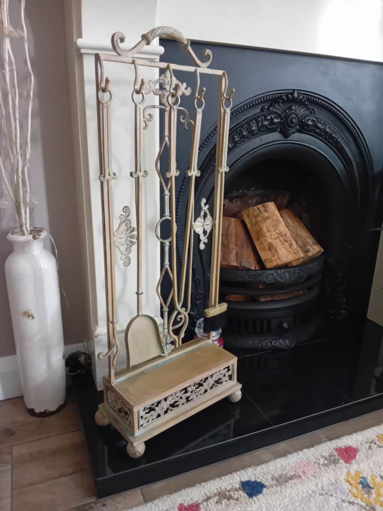 Solid metal Fireside Companion Set