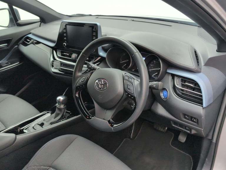 2021 Toyota C-HR 2.0 VVT-h GPF Design SUV 5dr Petrol Hybrid CVT Euro 6 (s/s) (184 ps) - ALLO HATC...
