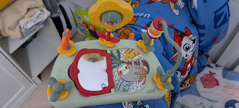 Mamas & Papas baby bug seat high chair