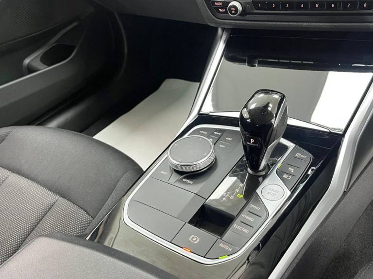 2022 BMW 3 Series 330e SE Pro 5dr Step Auto ESTATE PETROL/ELECTRIC Automatic