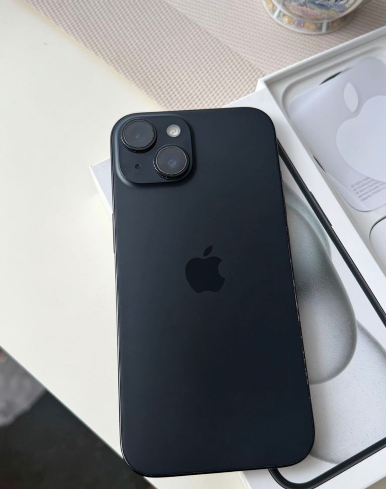 Apple iPhone 15 (Black) – As Good As New