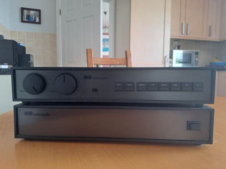 Naim 102/180 pre/power amps