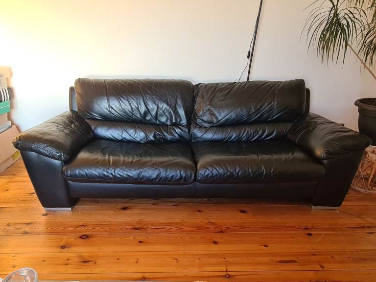 Stylish Black Sofas - Genuine Leather