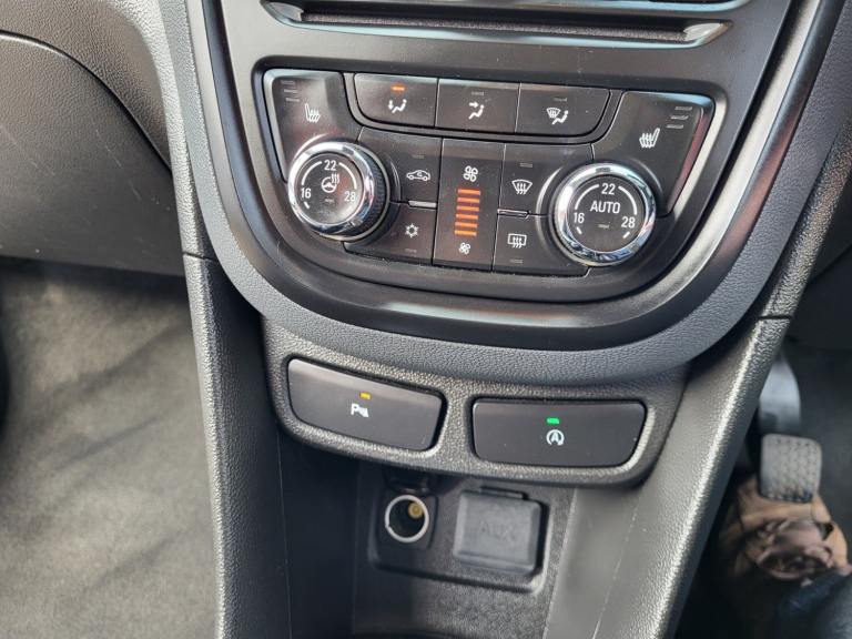 SILVER VAUXHALL MOKKA 1.6 SE LEATHER TRIM PARKING SENSORS CRUISE B/TOOTH 2015