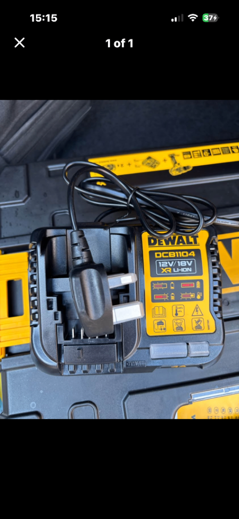 Dewalt battery charger 