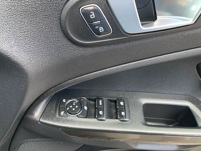 FORD ECOSPORT  1.0t   ZETEC  ECOSPORT  2018 IN  VGC  NEW BELTS  NEW SERVICE WAARNTY GIVEN