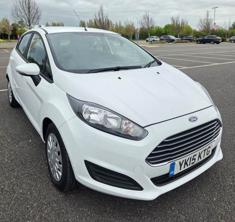 Ford Fiesta Style (2015) 1.6 TDCi ECOnetic Style Hatchback 5dr Diesel Manual Euro 5 (s/s) (95 ps)