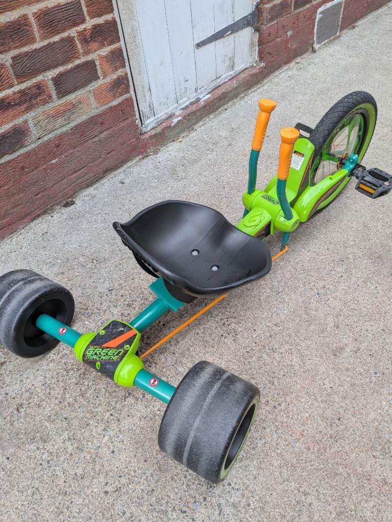 image for 16 INCH HUFFY GREEN MACHINE