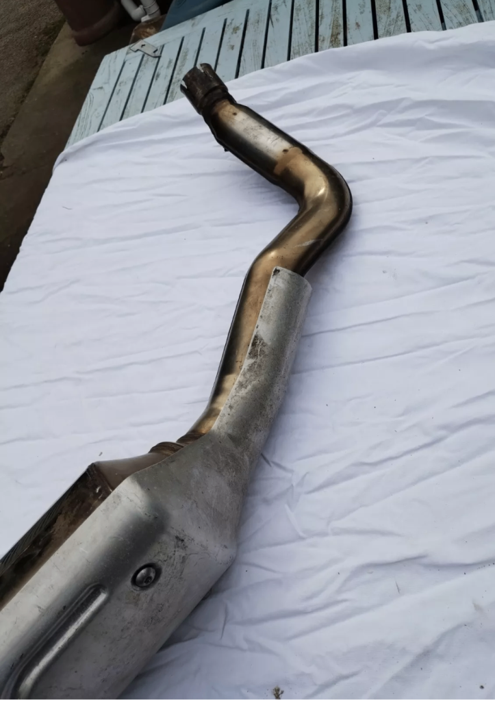 Honda CBR600 Exhaust pipe can Used Vgc