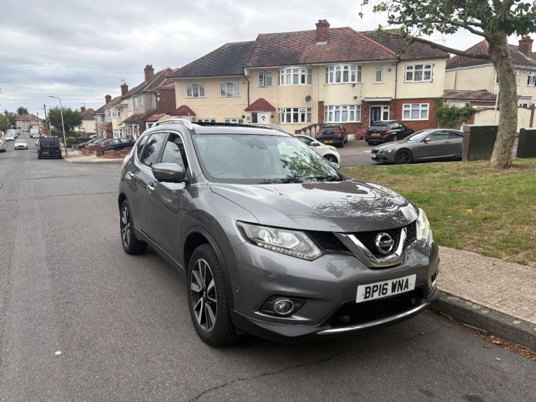 REDUCED ! NISSAN XTRAIL TEKNA 7ST DIESEL MANUAL TOP SPEC