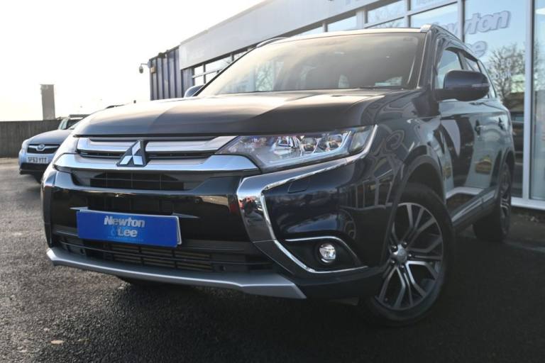 2017 Mitsubishi Outlander 2.2 DI-D 4 SUV 5dr Diesel Manual 4WD Euro 6 (s/s) (147 ps) ESTATE Diese...