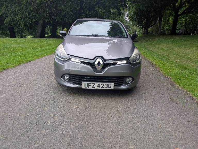 2014 Renault Clio dynamic media nav,5 door 1.2 petrol.