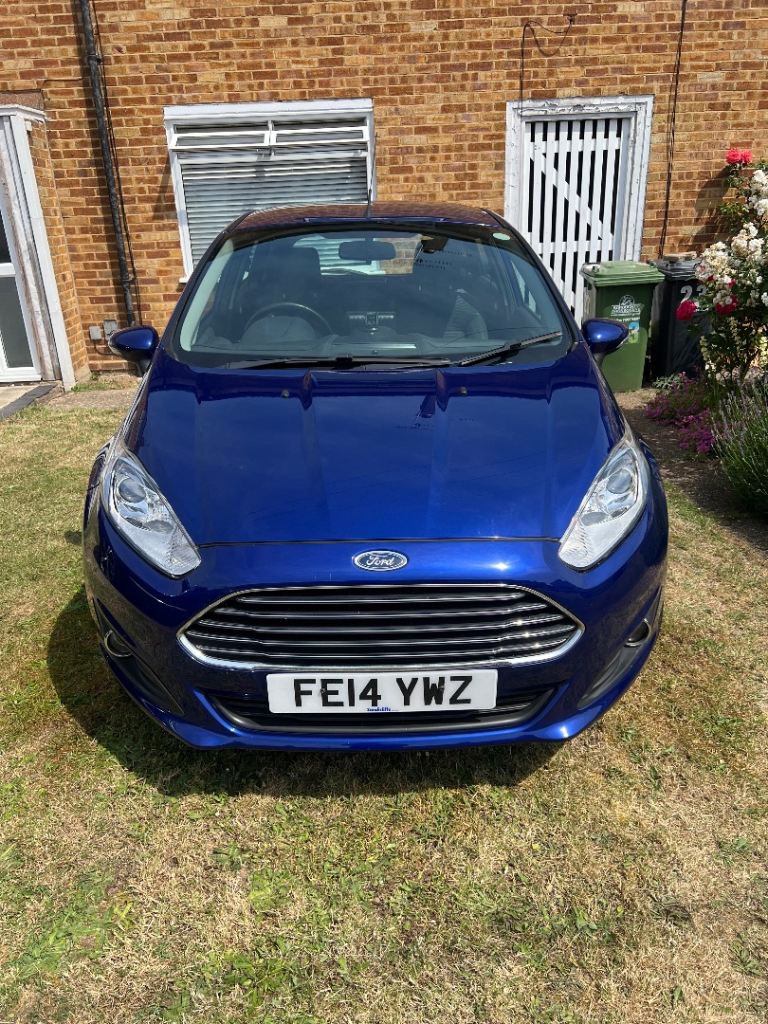 Ford, FIESTA, Hatchback, 2014, Semi-Auto, 1597 (cc), 5 doors