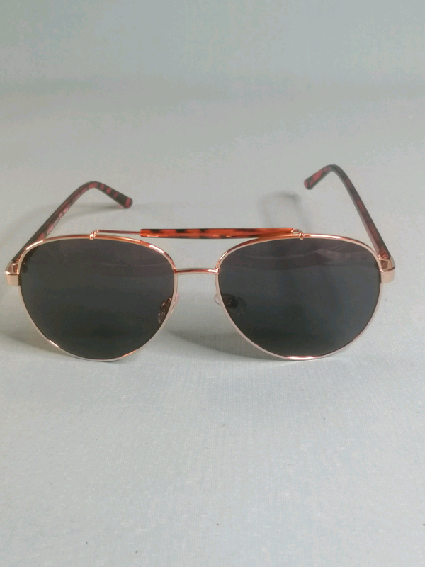 Sunglass. good condition 