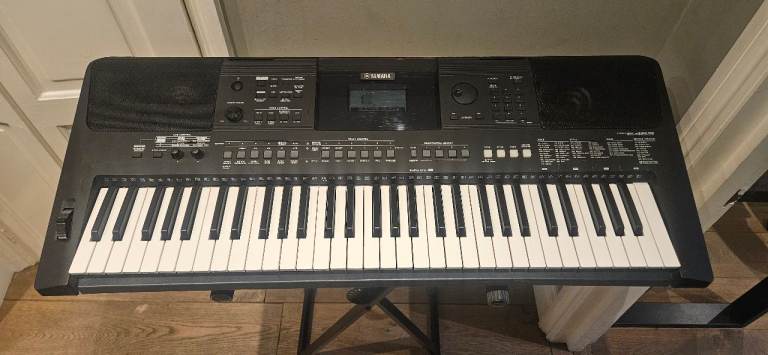 Yamaha PSR-E463 Touch Response Portable Keyboard - Black (with adjustable stand)