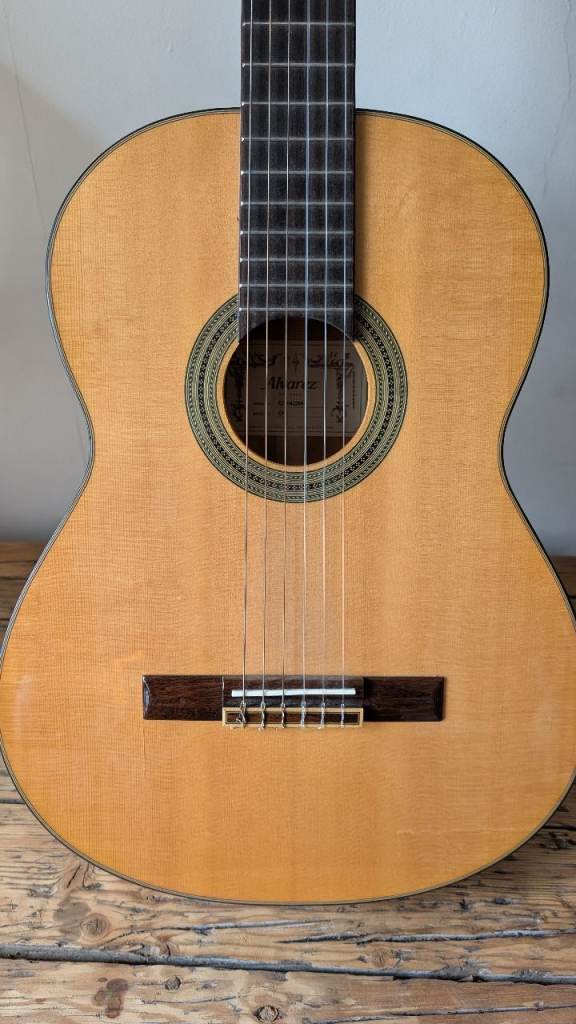 ALVAREZ CF6 Flamenco Classical Guitar