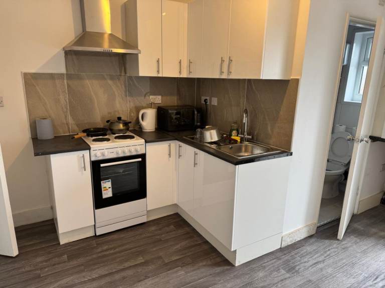 Two Bedroom Flat Stoke ST6 3QJ