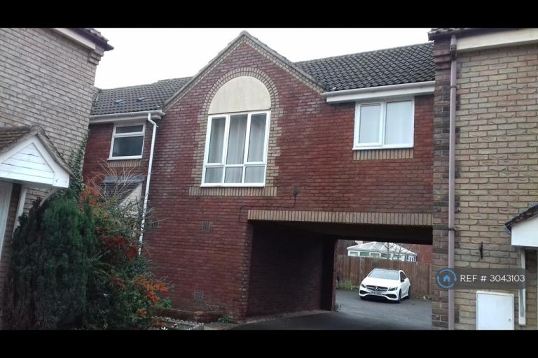 2 bedroom flat in Waters Edge, Pewsham, Chippenham, SN15 (2 bed) (#3043103)