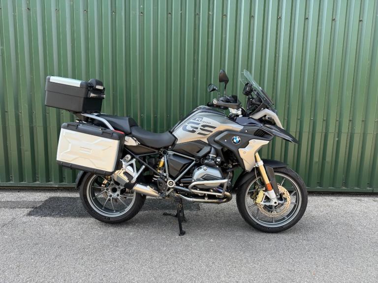 BMW R 1200 GS Exclusive TE 2018 TFT Full Vario Luggage 17k FBMWSH 2 Owners 