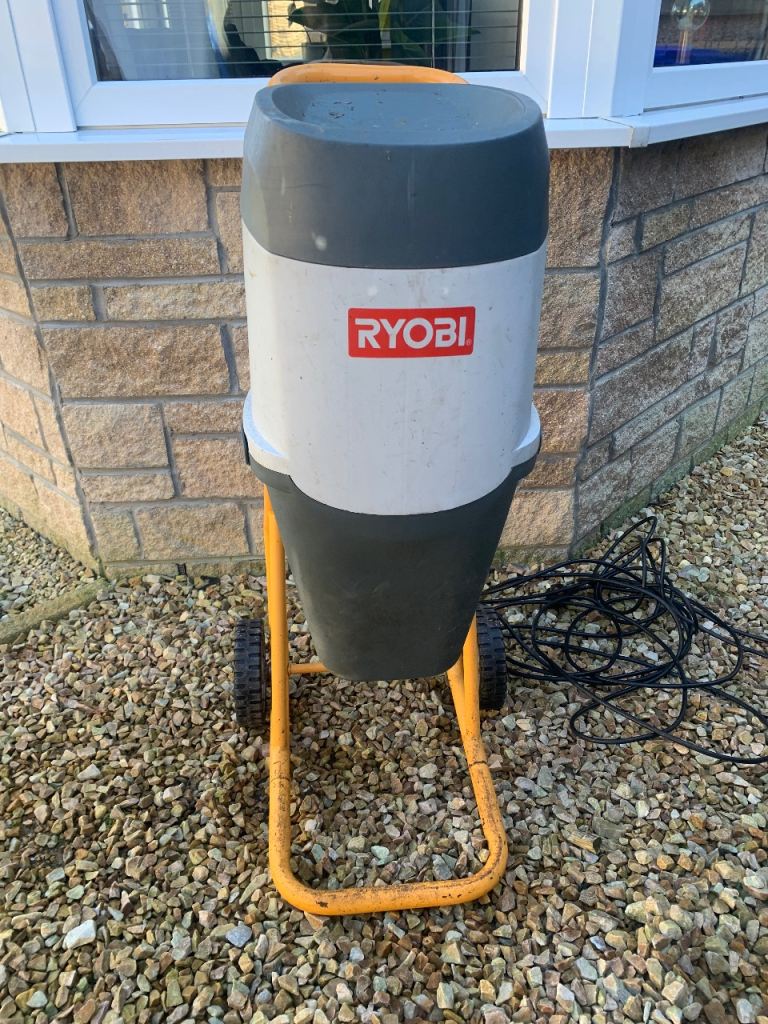 Ryobi 240v Garden Shredder 