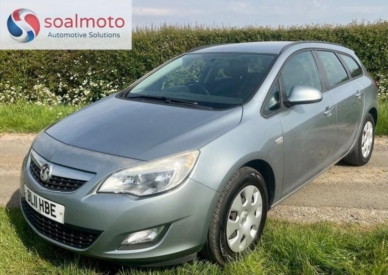 2011  VAUXHALL ASTRA 1.7 CDTi 16V ecoFLEX Exclusiv*12m mot*£35 tax*72MPG*Aircon