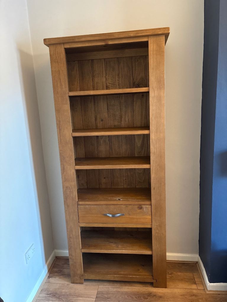 Shelves/Bookcase