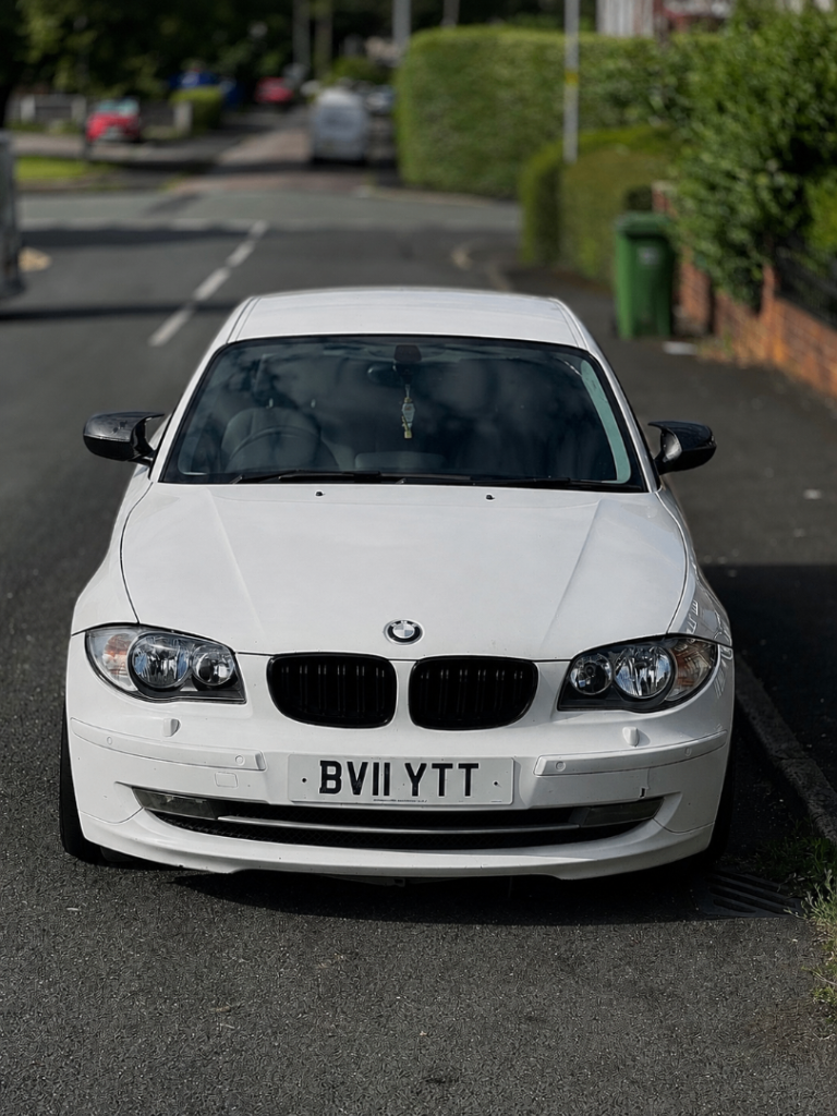 BMW, 1 SERIES, Hatchback, 2011, Manual, 1995 (cc), 3 doors
