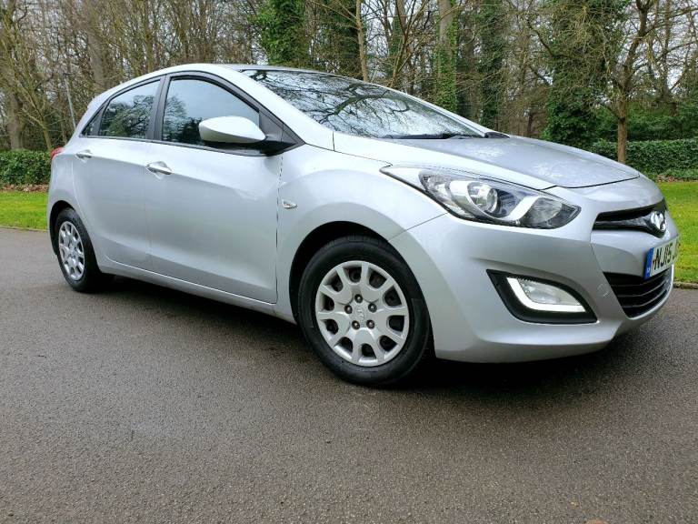 2015 HYUNDAI i30 CLASSIC 1.4 PETROL*FSH*BLUETOOTH*USB-AUX*DRL'S#YARIS#ASTRA#FOCUS#ULEZ COMPLIANT