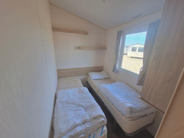 OFF SITE static caravan double glazed & heated 3bed Willerby Salsa Eco