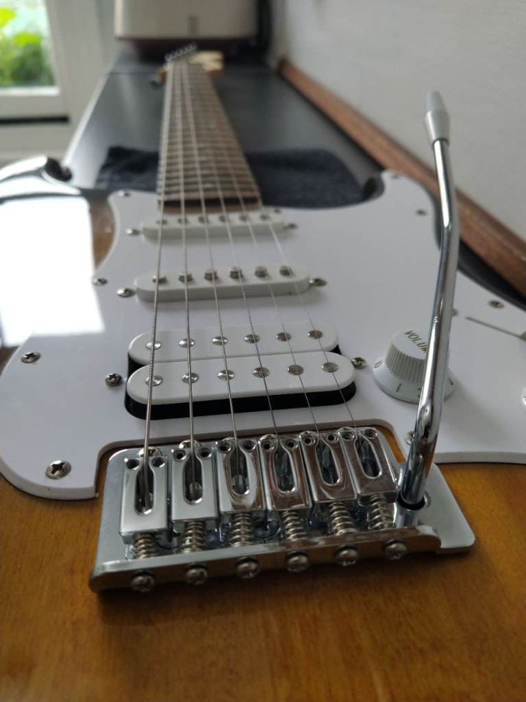 OFFERS - Fender Squier Bullet Stratocaster HSS - electric guitar squire - Made in Indonesia 12/2020