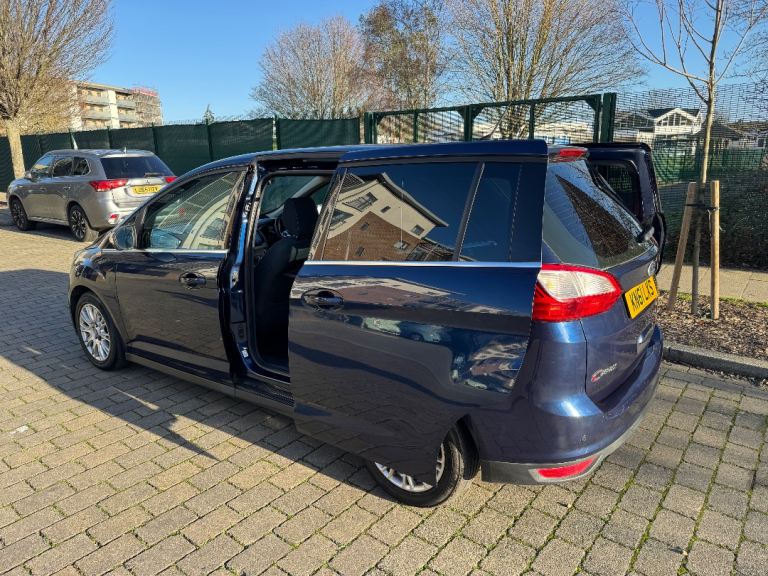 2011 FORD GRAND C MAX 7 SEATS  1.6 Petrol 45000 low miles /falaxy/sharon/ ULEZ free