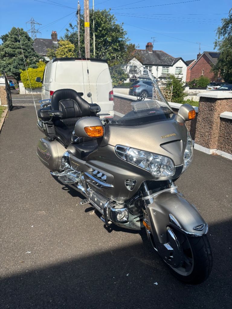 Honda, GL, 2002, 1832 (cc)